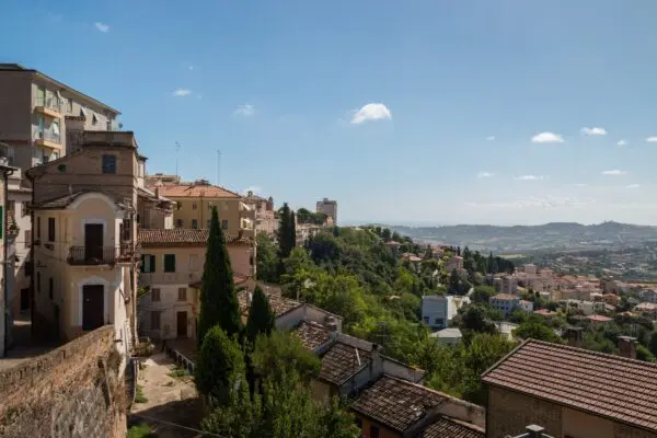 Scopri Osimo: Un Gemma delle Marche