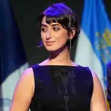Rama Duwaji: Un Nuovo Paradigma nella Musica e nel Canto