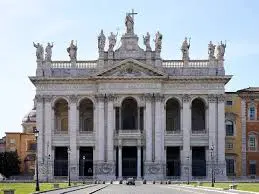 La Basilica di San Giovanni in Laterano: Storia e Importanza