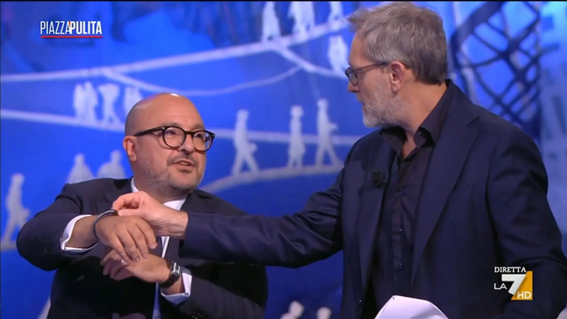 Scopri il Braccialetto Sangiuliano: Eleganza e Tradizione