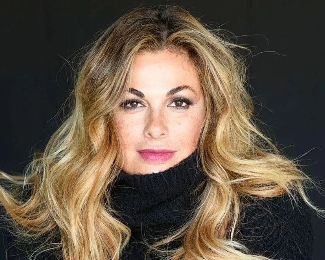 Tutto su Vanessa Incontrada: Carriera e Successi