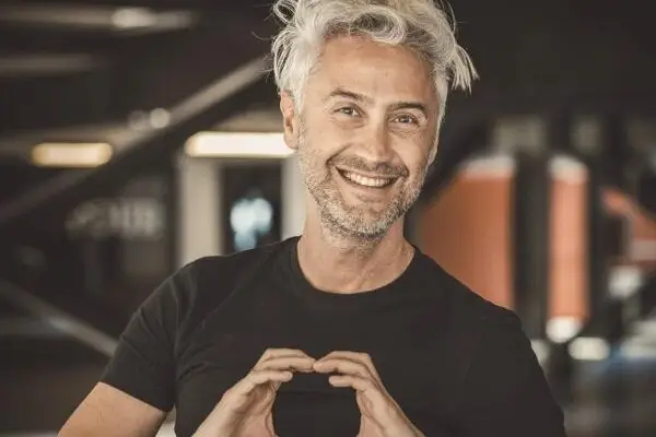 Vincenzo Schettini: Un Fisico che Ispira la Nuova Generazione