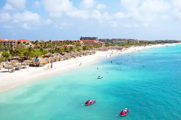 Aruba: La Meraviglia dei Caraibi