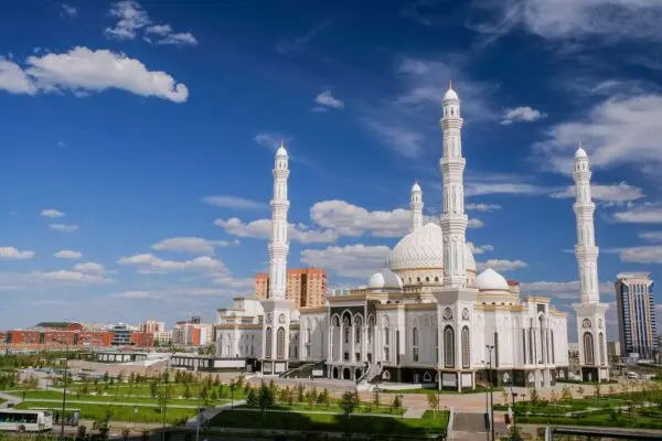 Astana: La Capitale Moderna del Kazakistan