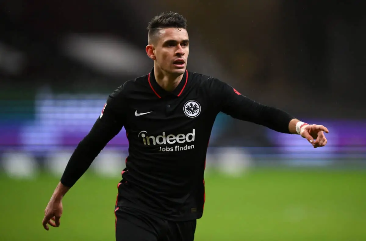 Barcellona e Eintracht Francoforte: Scontro di Stile e Strategia