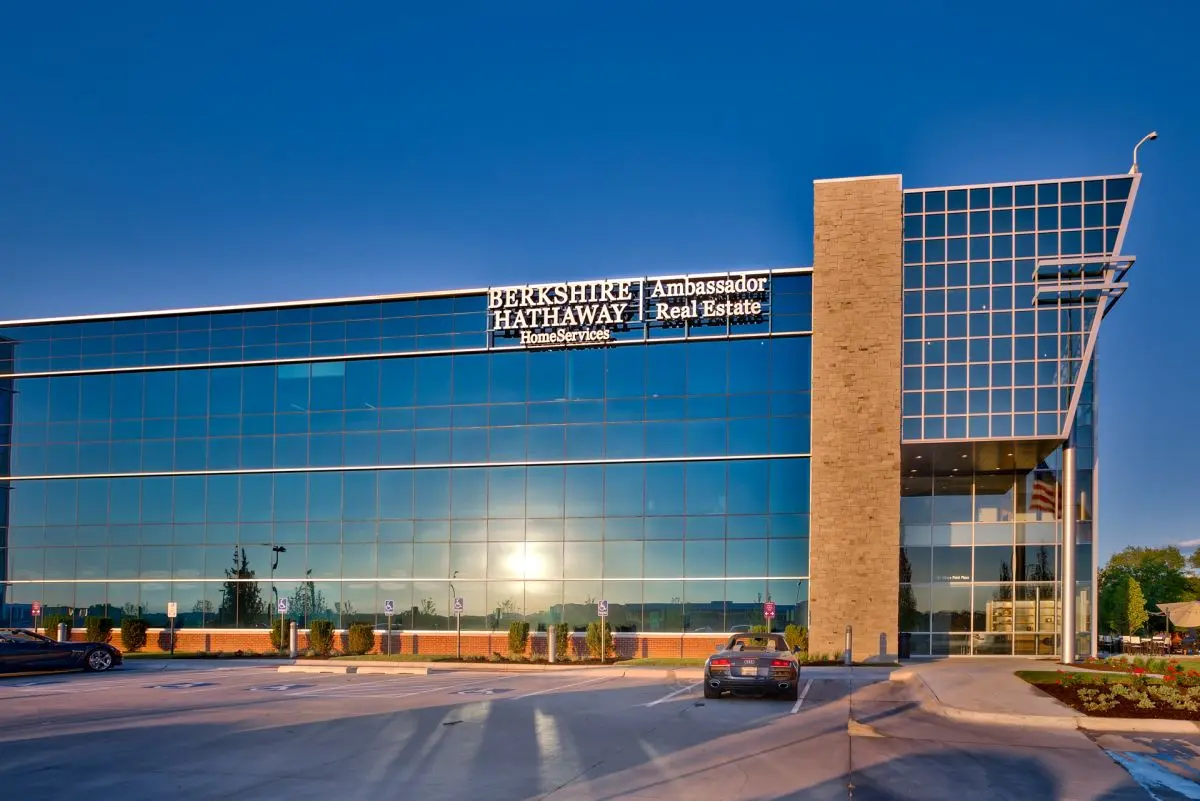 Berkshire Hathaway: Una Potenza degli Investimenti