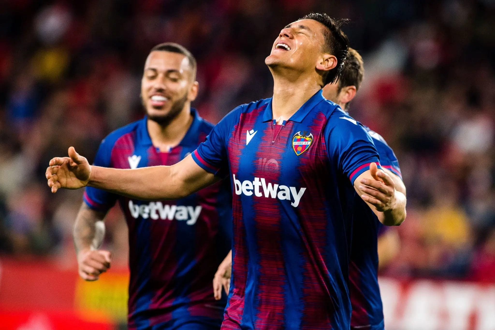 Analisi della Partita tra Osasuna e Levante: Un Incontro Cruciale