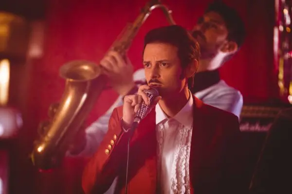 Rovazzi: Da YouTube a Star della Musica Italiana