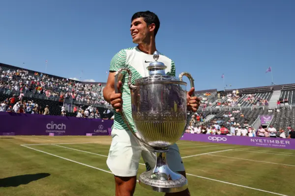 Carlos Alcaraz: La Star del Tennis Emergent