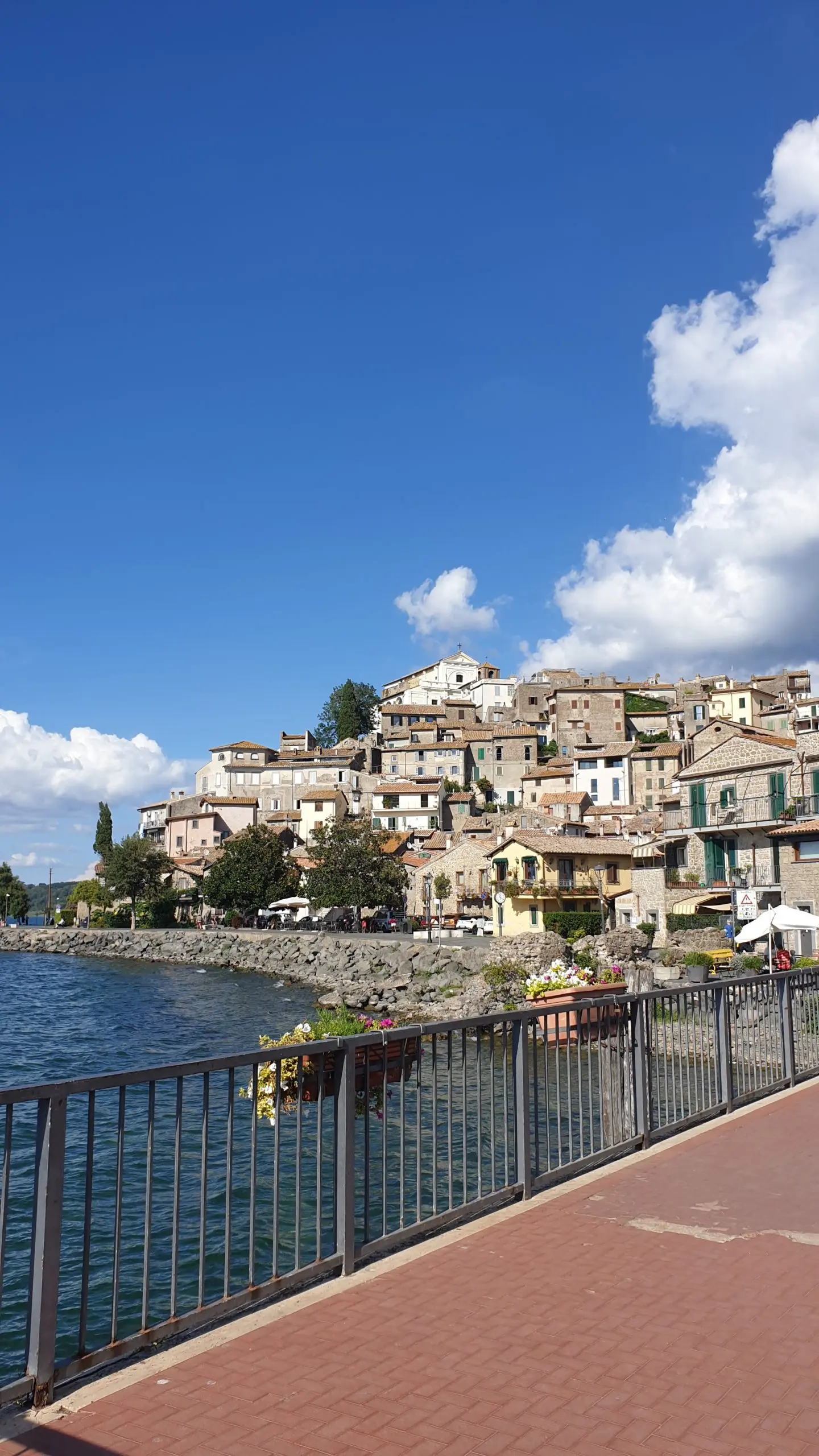 Anguillara Sabazia: Storia, Cultura e Natura Incantevole