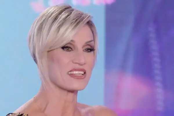 Annalisa Minetti: Dalla Musica allo Sport