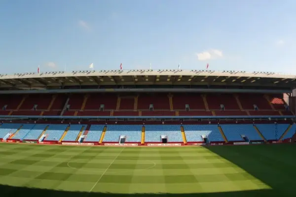 Aston Villa affronta il RB Salzburg: Un incontro decisivo