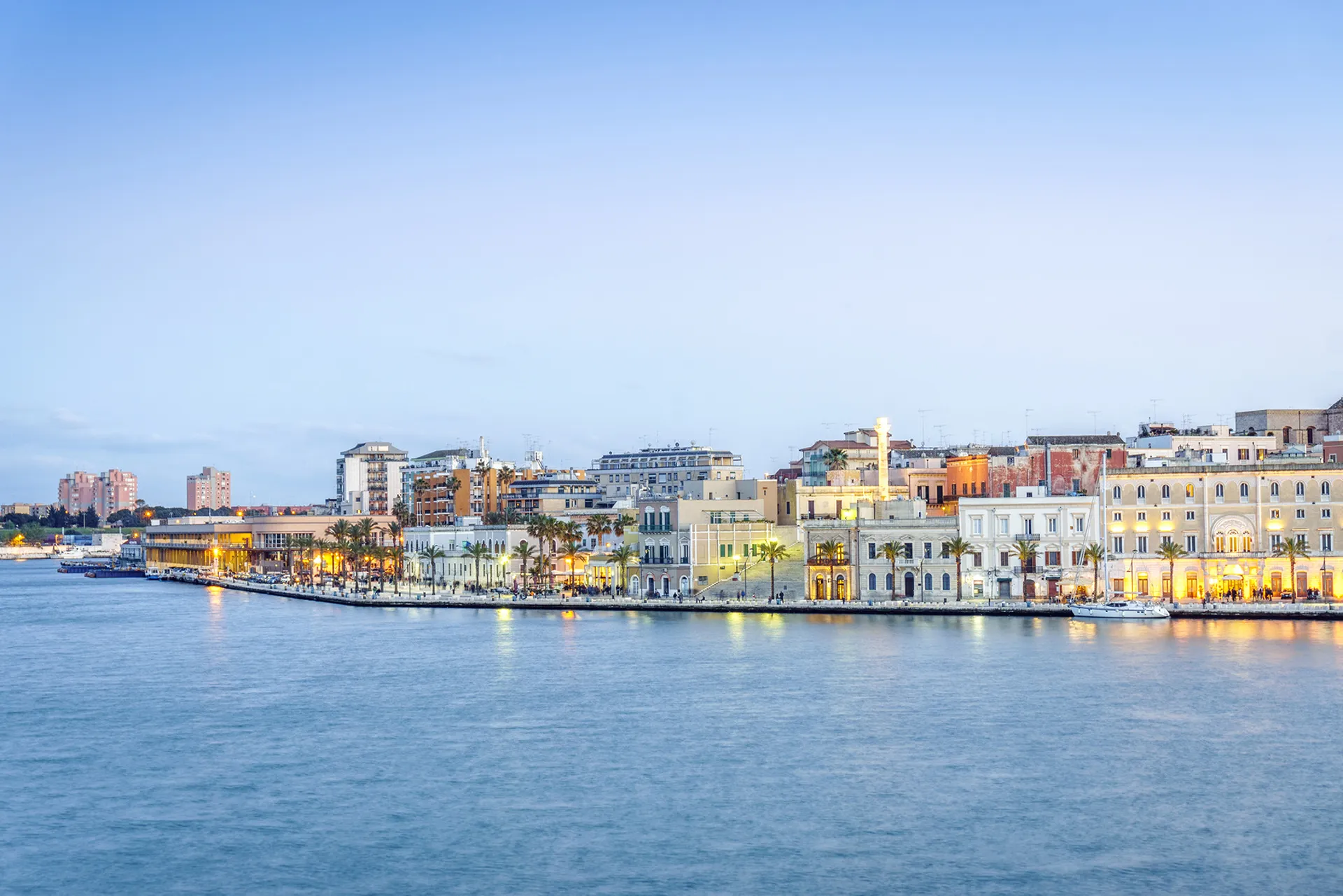 Collegamenti e Sviluppi Recenti tra Brindisi e Avellino