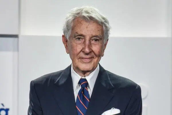 Corrado Augias: Un Vanto del Giornalismo Italiano
