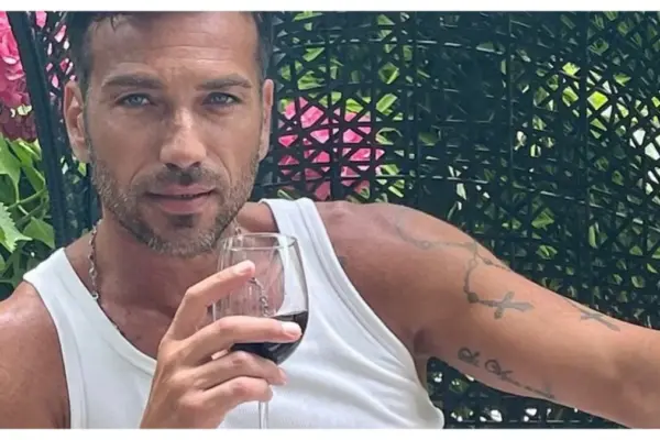 Costantino Vitagliano: la Star Italiana che Non Tramonterà Mai