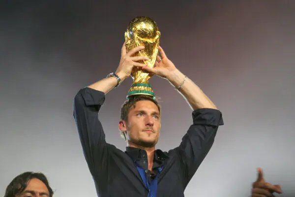 Francesco Totti: La Leggenda del Calcio Italiano