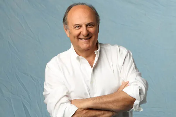 Gerry Scotti: Il Re della Televisione Italiana