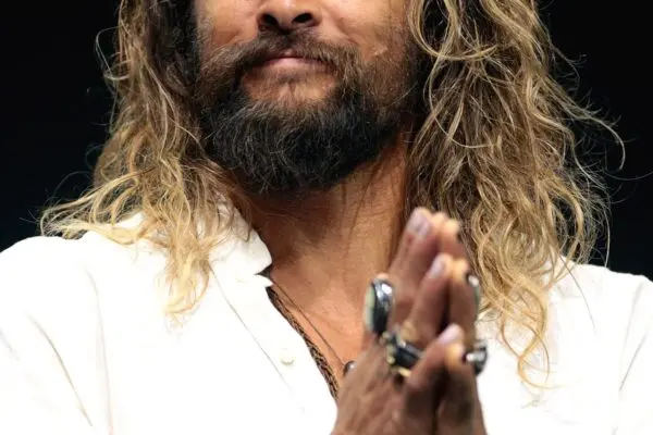 Jason Momoa: Un Viaggio Tra Successi e Progetti Futura