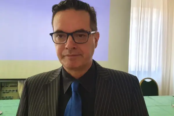 Klaus Davi: L’emergere di un innovatore nei media italiani