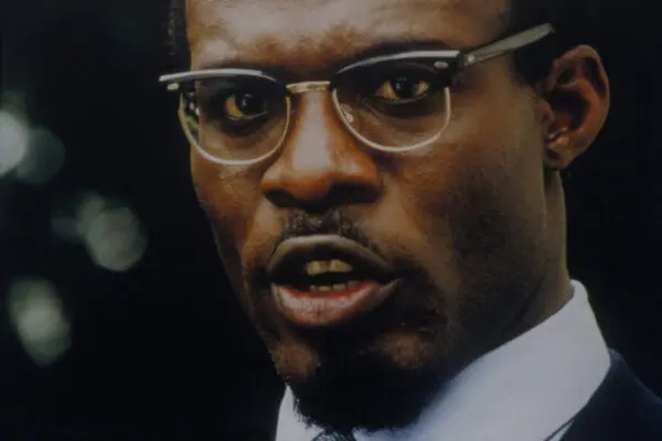 L’eredità di Lumumba: Un Leader per il Congo