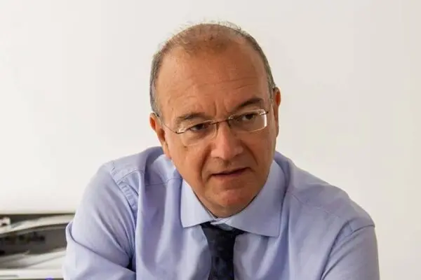 Il Ruolo del Ministro dell’Istruzione e Le Ultime Iniziative