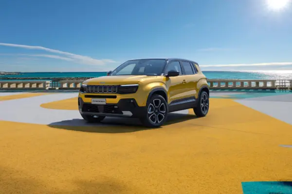 La Nuova Jeep Avenger: Un SUV Innovativo per il Futuro