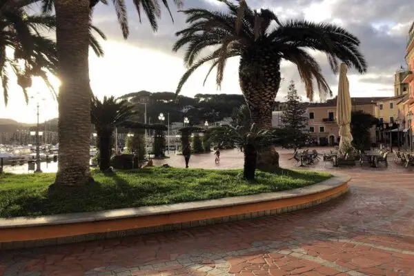 Porto Azzurro: Una Gemma Sull’Isola d’Elba