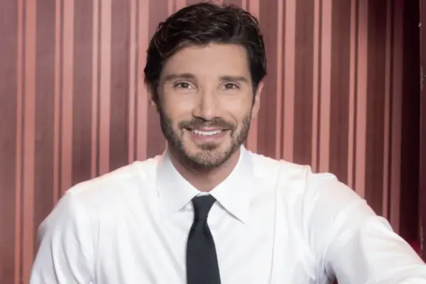La Carriera di Stefano De Martino: Successi e Progetti Recenti