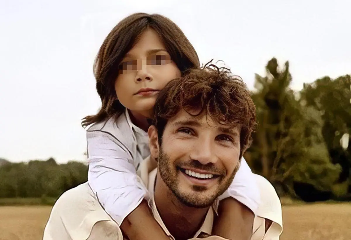 Stefano De Martino: Il Viaggio di un Papà Esemplare