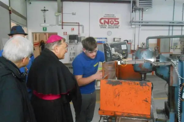Il Ruolo del Vescovo di Alessandria nella Comunità Religiosa image 1