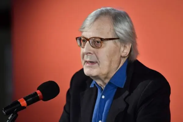 Vittorio Sgarbi: un critico d’arte controcorrente