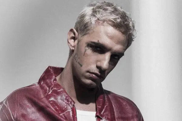 Achille Lauro: Un Viaggio nella Sua Carriera Musicale
