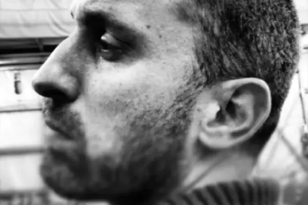 Adinolfi: Analisi del Suo Ruolo nel Calcio Italiano