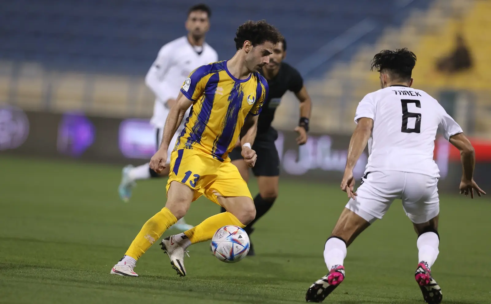 Al Ittihad – Al Gharafa: Una Scontro Cruciale nel Calcio