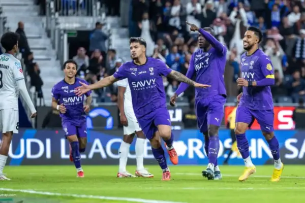 Al-Okhdood Club e Al-Hilal: Un Confronto di Grande Calcio