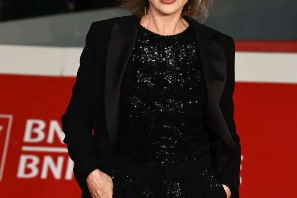 Alba Parietti: Icona della Televisione Italiana