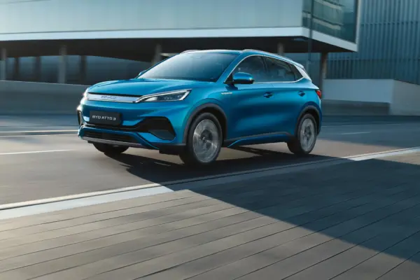 Esplorando il BYD Atto 3: Un Nuovo Standard per le Auto Elettriche