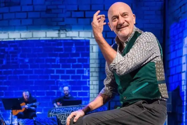 Claudio Bisio: Icona della Commedia Italiana