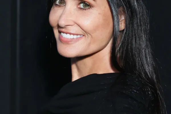 Demi Moore: Riflessioni su una Carriera Iconica