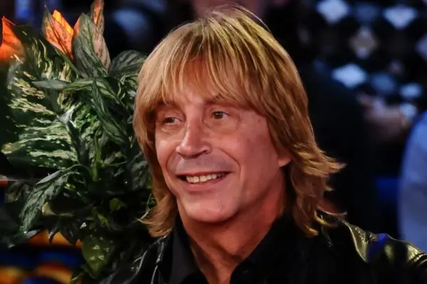La vita e la carriera di Enzo Paolo Turchi image 1