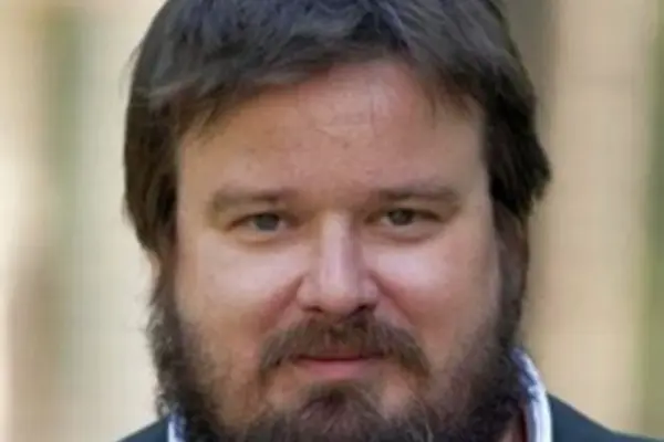 Giuseppe Battiston: La Carriera di un Attore Iconico