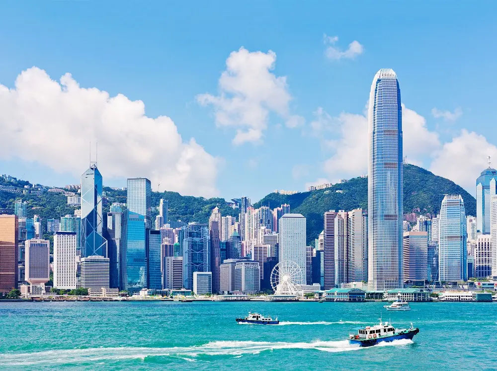 Il Complesso Rapporto tra Hong Kong e Cina