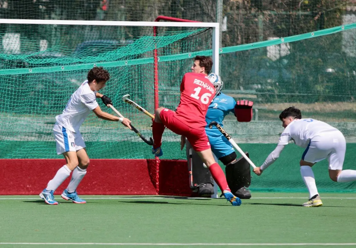 La Rivalità Storica tra Italia e Svizzera nell’Hockey