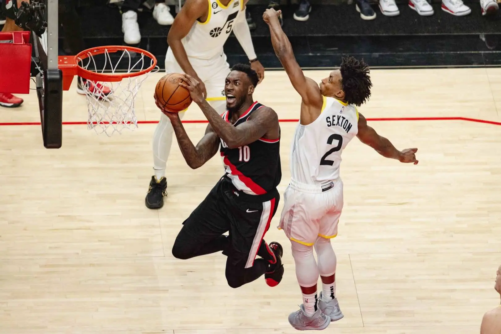 Jazz e Trail Blazers: un confronto decisivo nella NBA