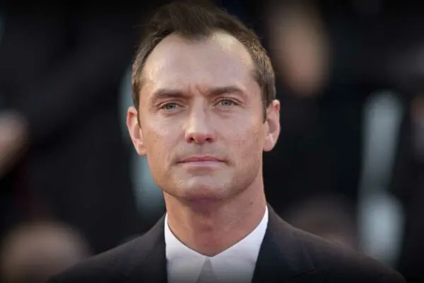 La Carriera e i Successi Recenti di Jude Law image 1