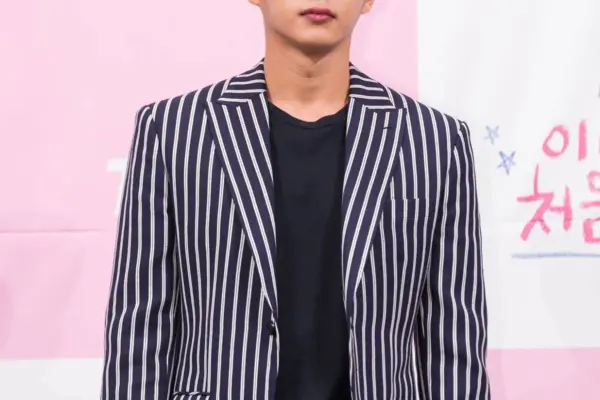 Kim Min-seok: La Stella Emergente del K-Pop