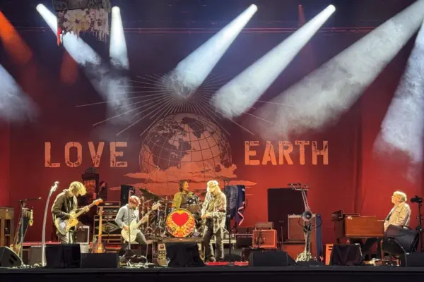 Neil Young: La Musica e l’Activismo di una Leggenda