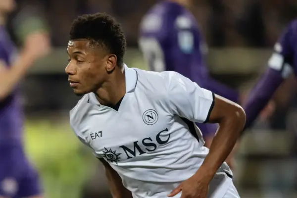 Il Rientro di Neres: Un Salto nel Calcio Professionistico