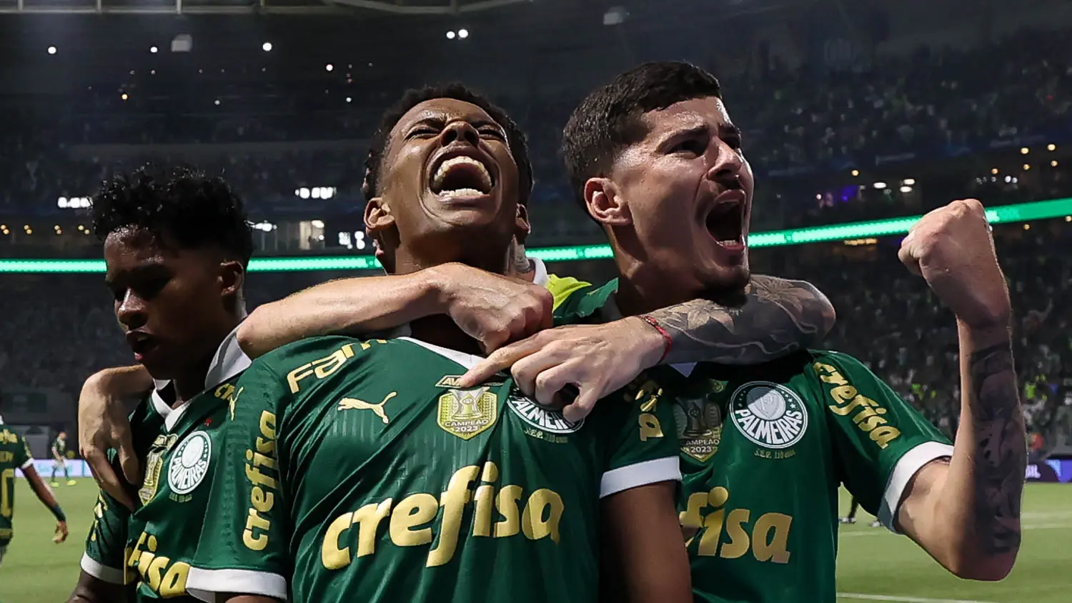 Palmeiras e Vitória: Storia di una Rivalità Calcistica