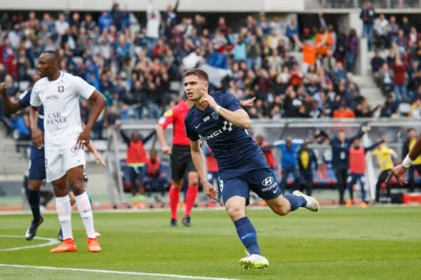 Paris FC e Lens: Una Rivalità Sportiva in Crescita